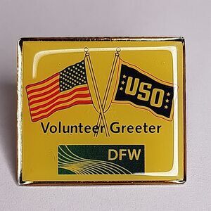 USO DFW Airport Volunteer Greeter Lapel Pin Dallas Fort Worth Texas TX  US Flag